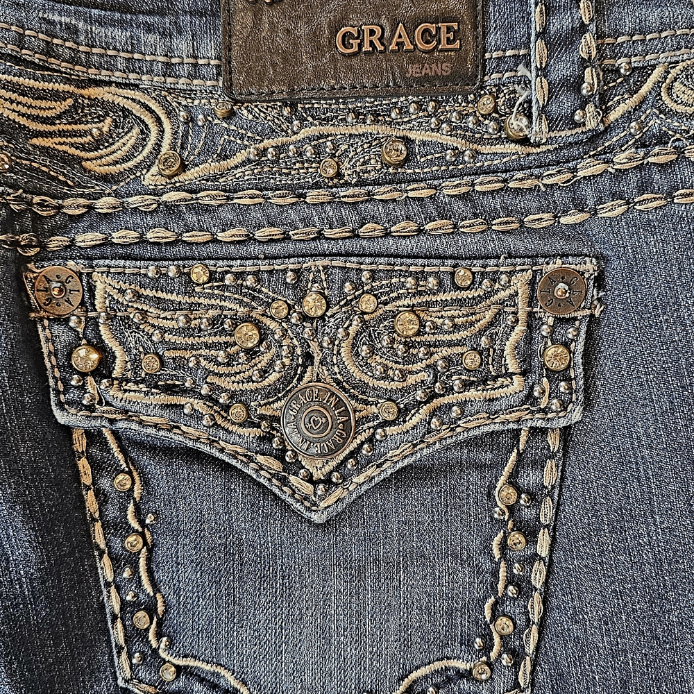 Grace Women's Blue Embellished Jeans